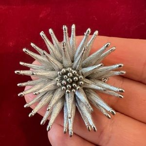Vintage Cosmic Starburst Flower Silver Tone Brooch Pin Mid Century Modern